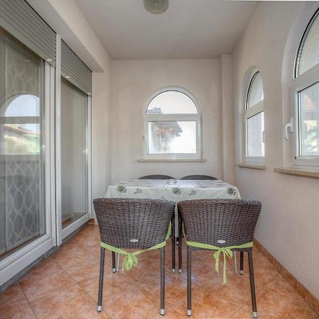 Diconi Apartment Pula Luaran gambar